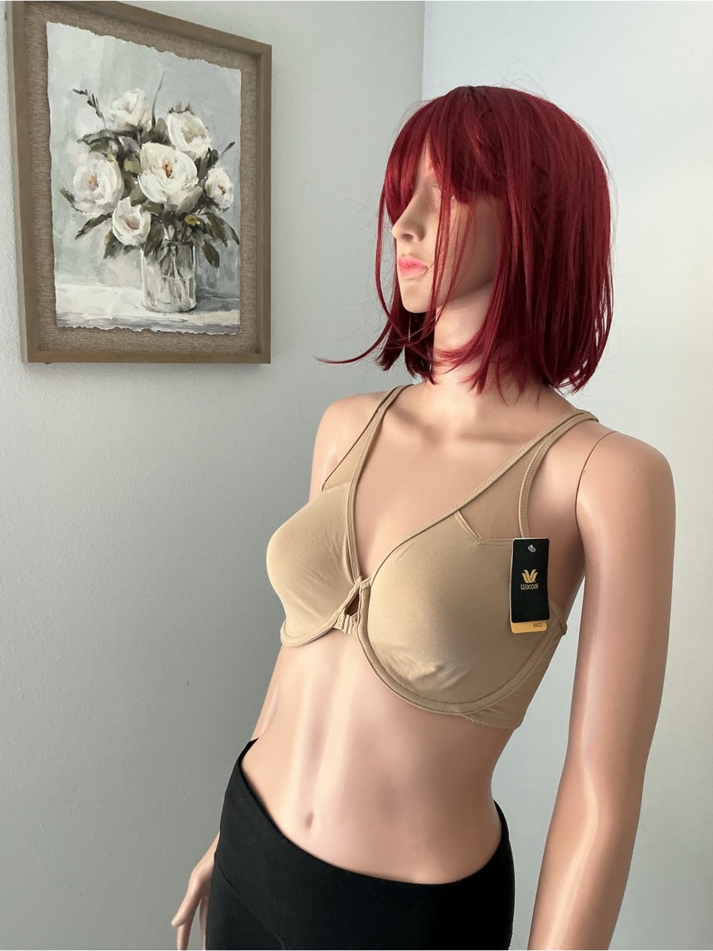 Wacoal Nude Front-Closure Underwire Bra - Picture 2 of 11